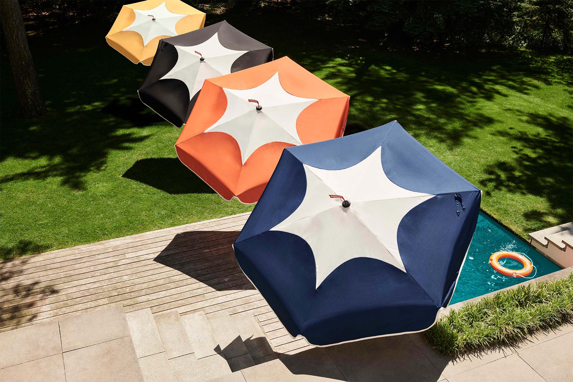 Sunshady - luxury garden parasol with retro feel