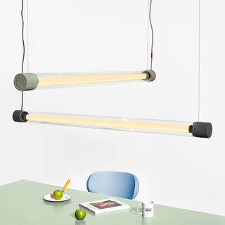 2 Tjoep Large over desk