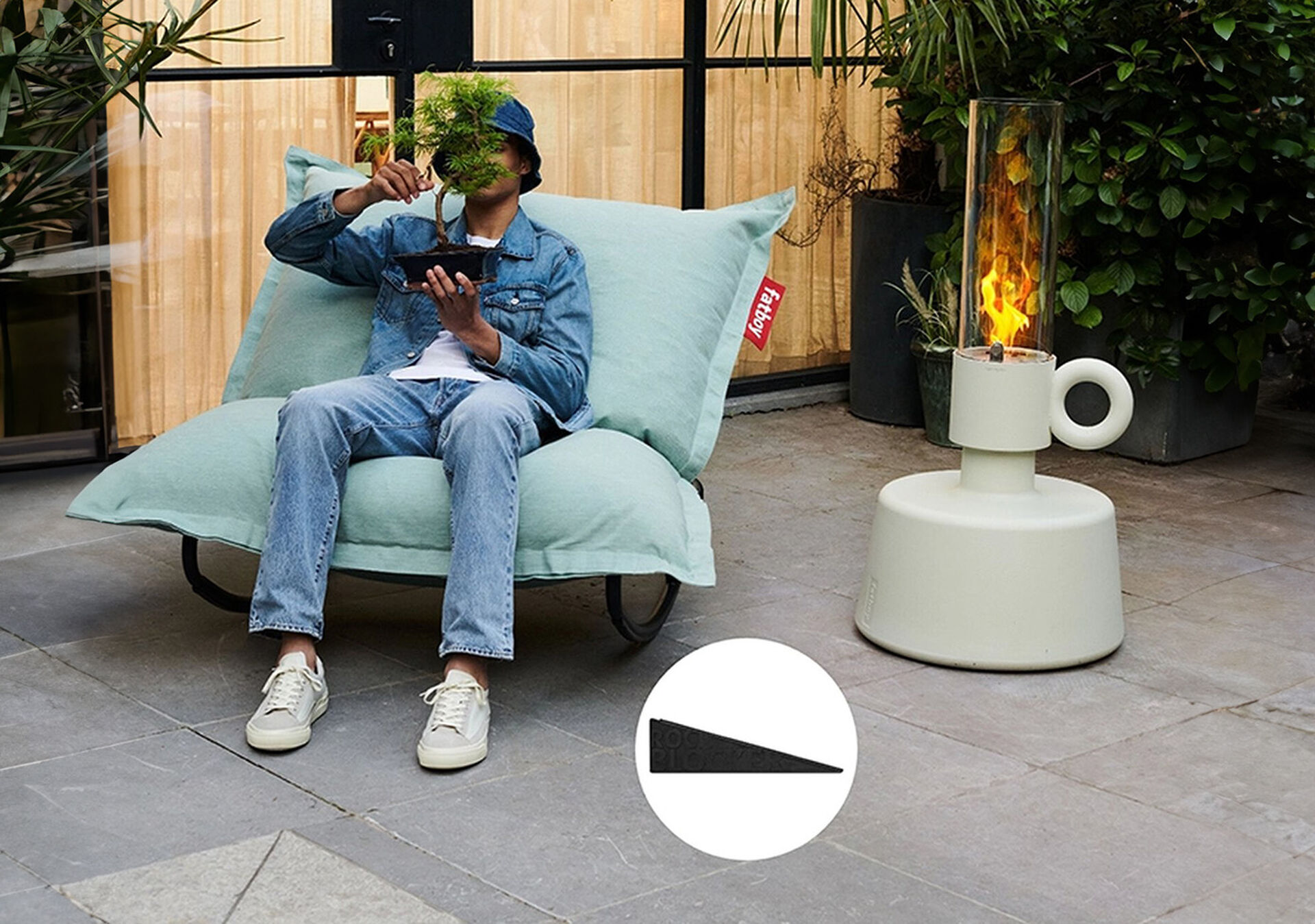 Fatboy Mini Rocker Rock 'n Roll: a modern rocking chair for indoor & outdoor use | Fatboy