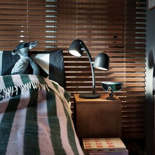 Little Lebow -bedside