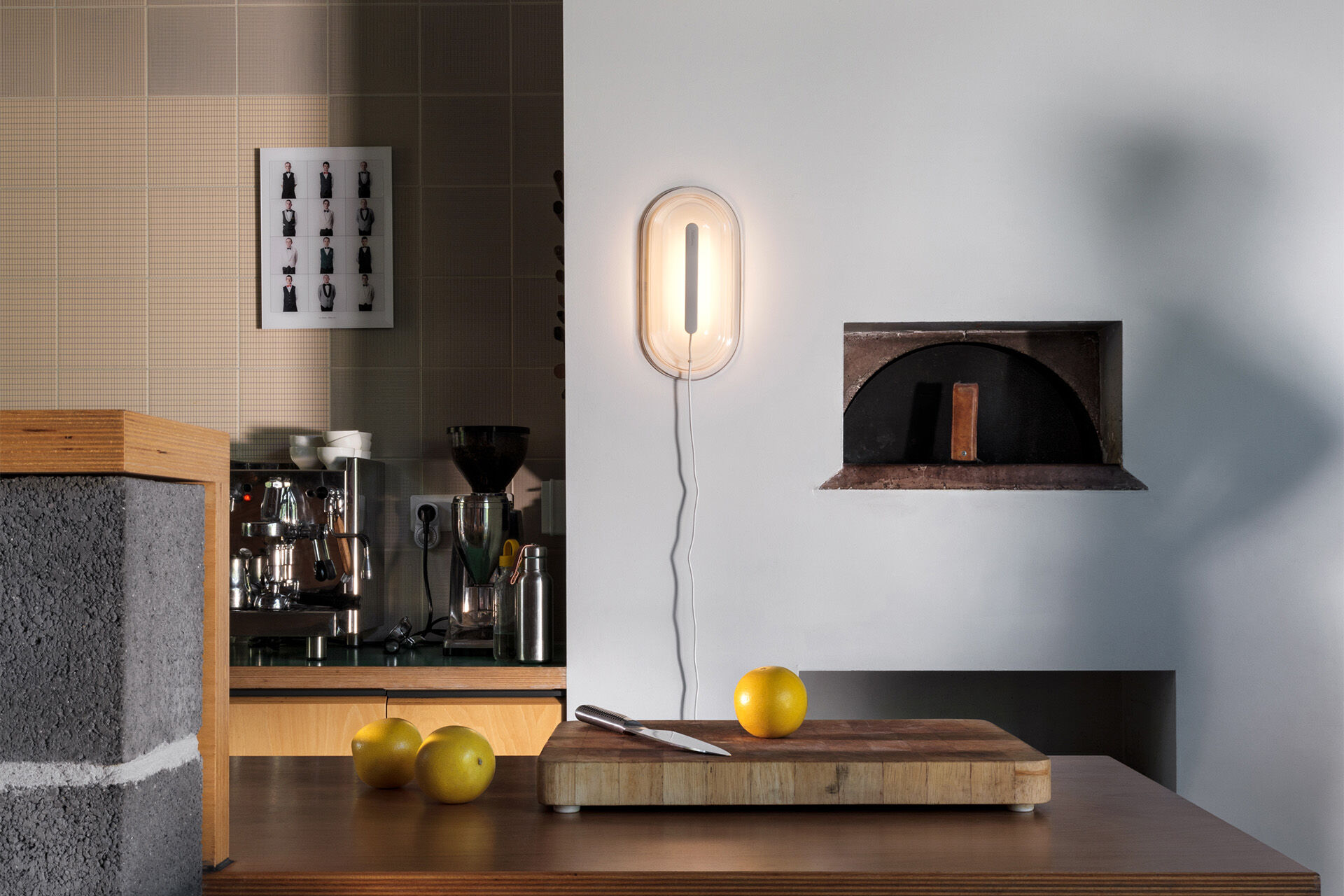 Led's Strip: transparent wall lamp with cord | Fatboy