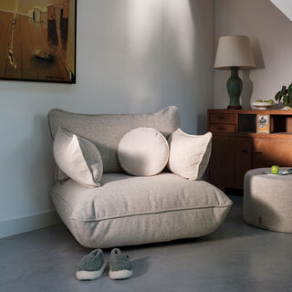 Sumo Loveseat Boucle Beige