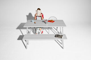 Fred's Medium Table Light Grey