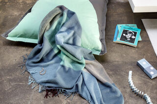 Colour Blend Blanket Mineral