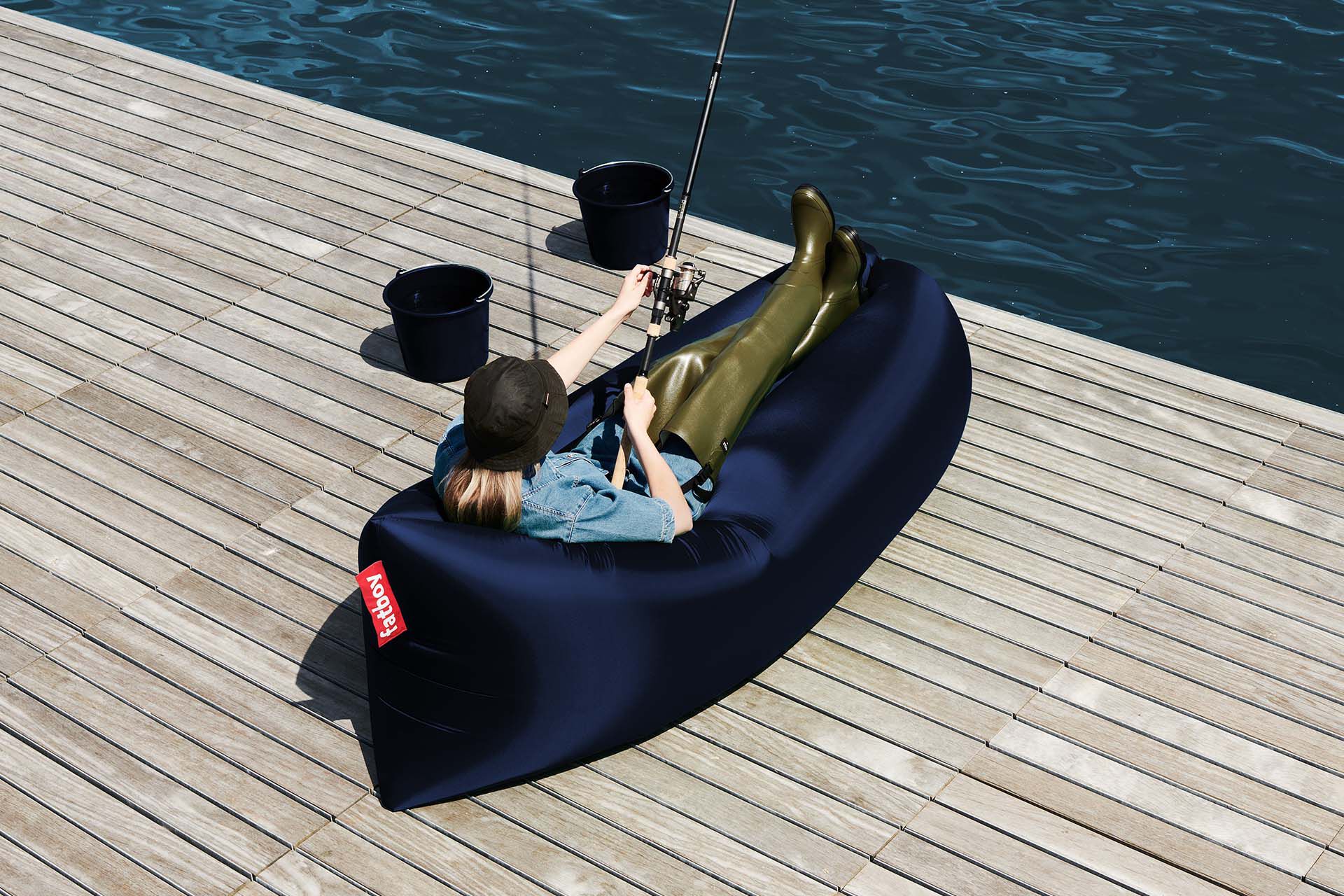 Lamzac®: the one and only air sofa for adventures | Fatboy