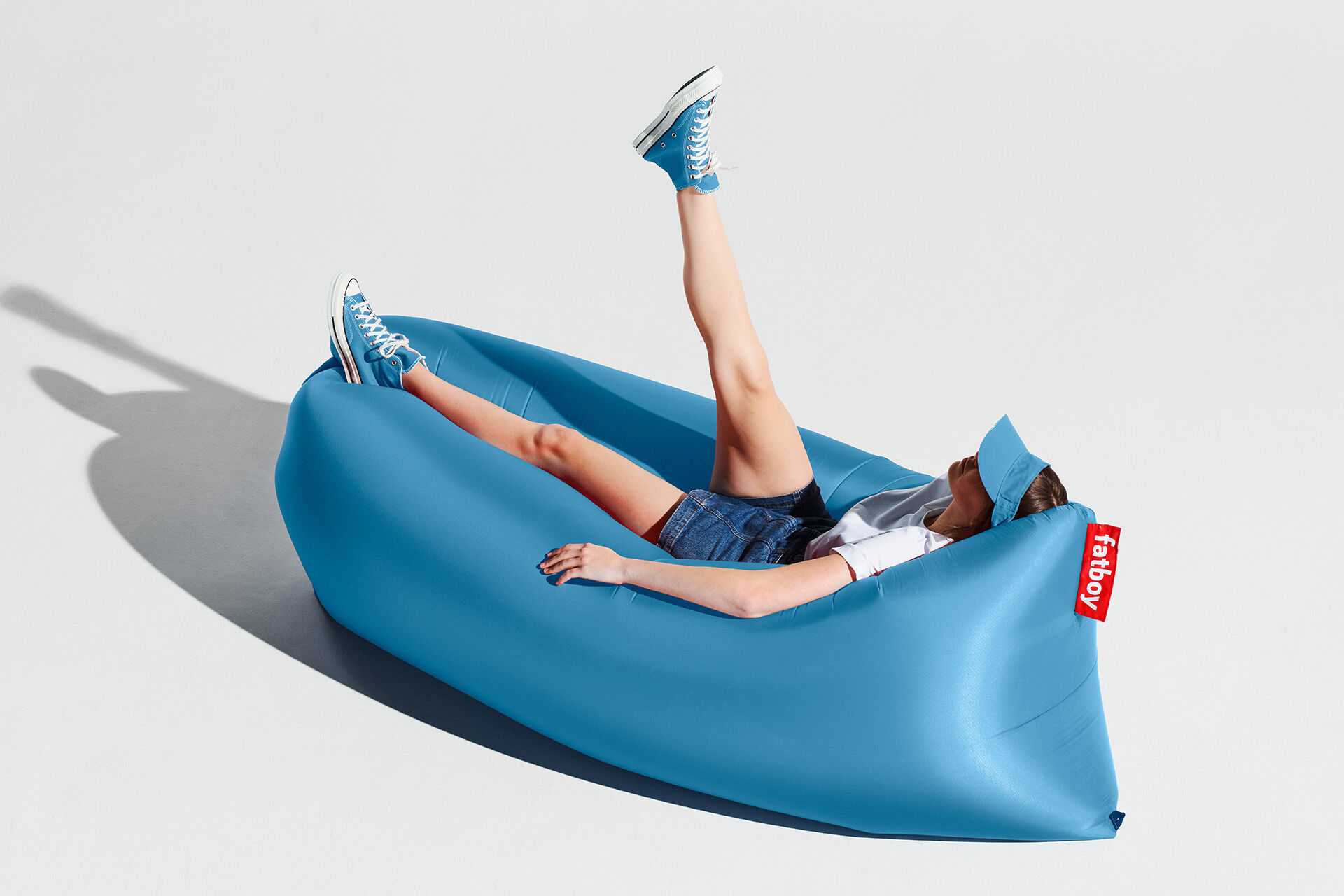 Lamzac®: the one and only air sofa for adventures | Fatboy