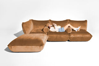 Sumo Hocker Velvet Almond