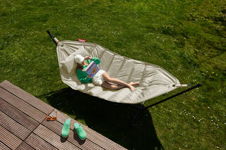 Headdemock Cream Incl. Rack Black & Pillow