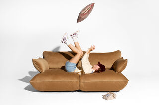 Sumo Armrest Velvet Almond