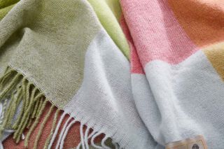 Colour Blend Blanket Spring