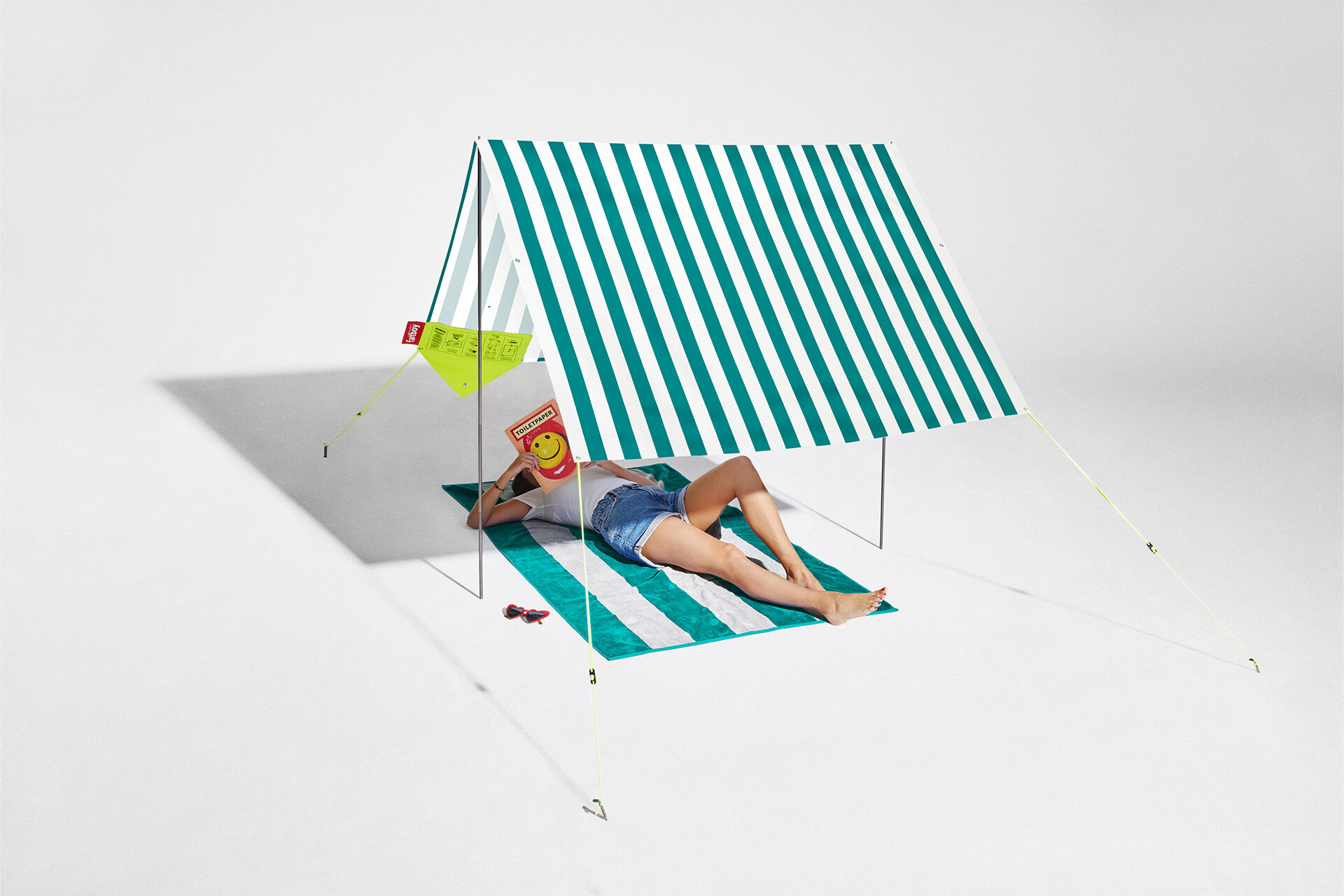 Miasun: the portable beach tent for some shade | Fatboy