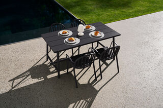 Fred's Medium Table Anthracite