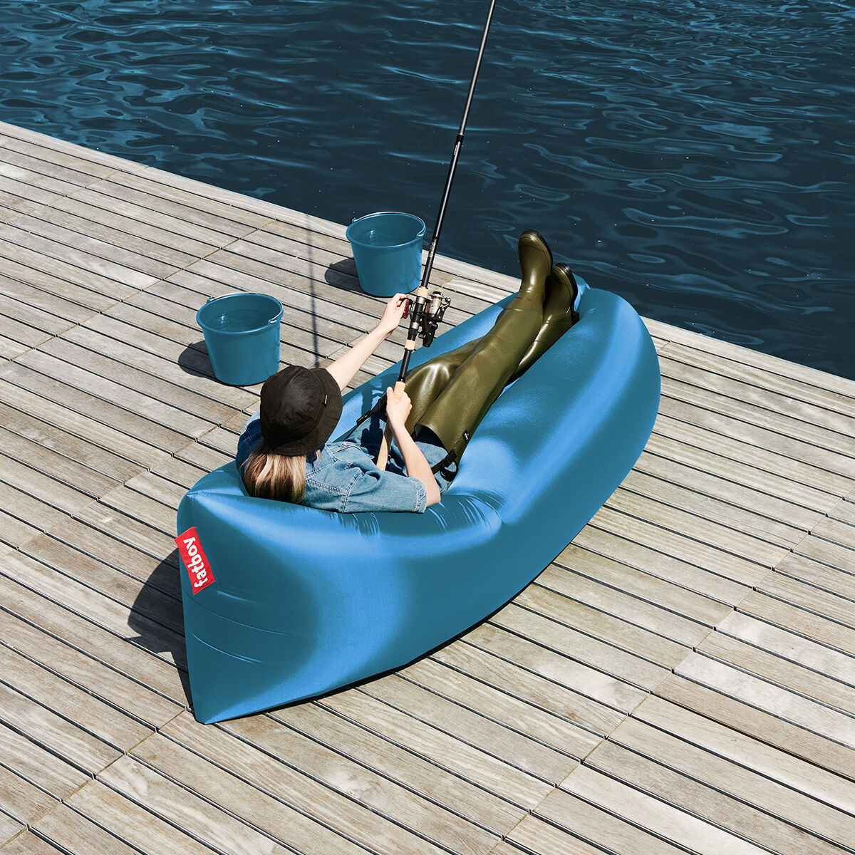Fatboy社ラムザック エアーソファー Lamzac®: the one and only air sofa for adventures | Fatboy