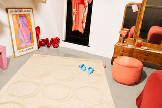 Dot Carpet
